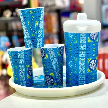 طقم مع صينية وكاسات